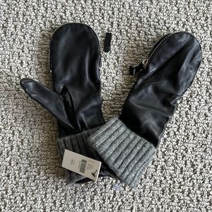 Leather Anthropologie mittens with zipper for fingers.  New.